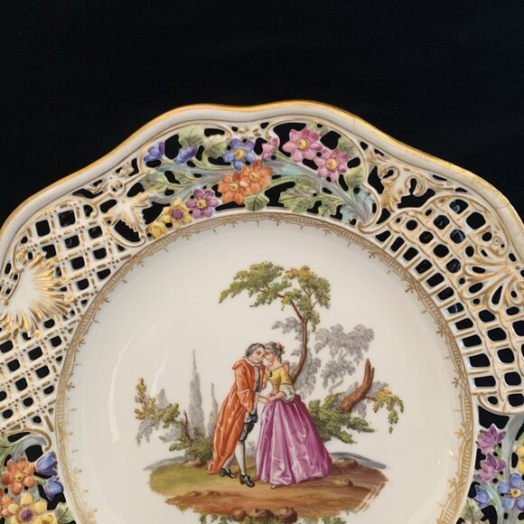 Helena Wolfsohn Reticulated Plate 8.5" Watteau Couple Scene Dresden Germany 6 - Picture 4 of 7